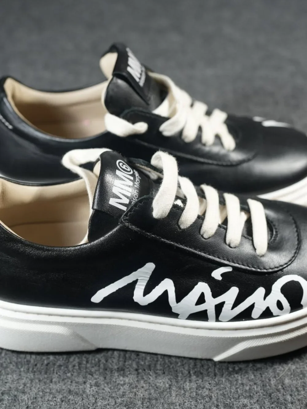 MM6 Maison Margiela Low Sneakers Leather Kids Boy Size 2Y